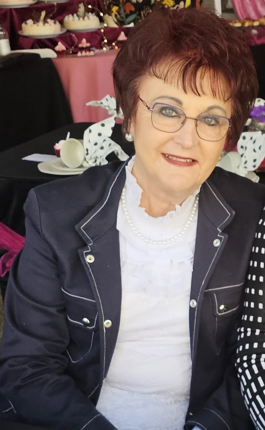 Isabel Espag